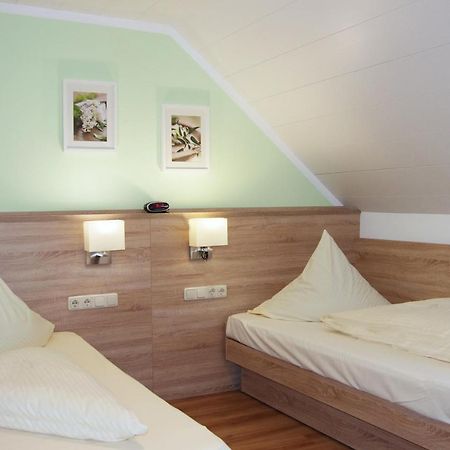 Loewenhof Hotel Крумбах Екстериор снимка