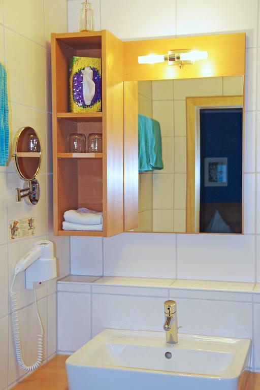 Loewenhof Hotel Крумбах Стая снимка
