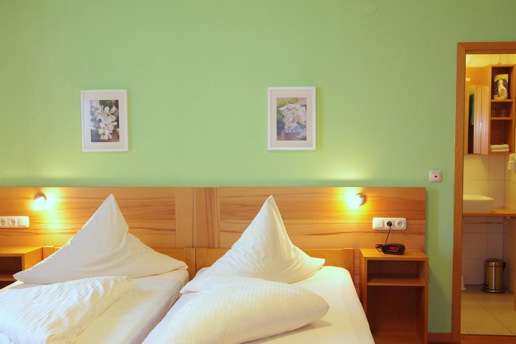 Loewenhof Hotel Крумбах Стая снимка