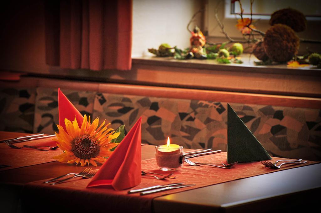 Loewenhof Hotel Крумбах Екстериор снимка