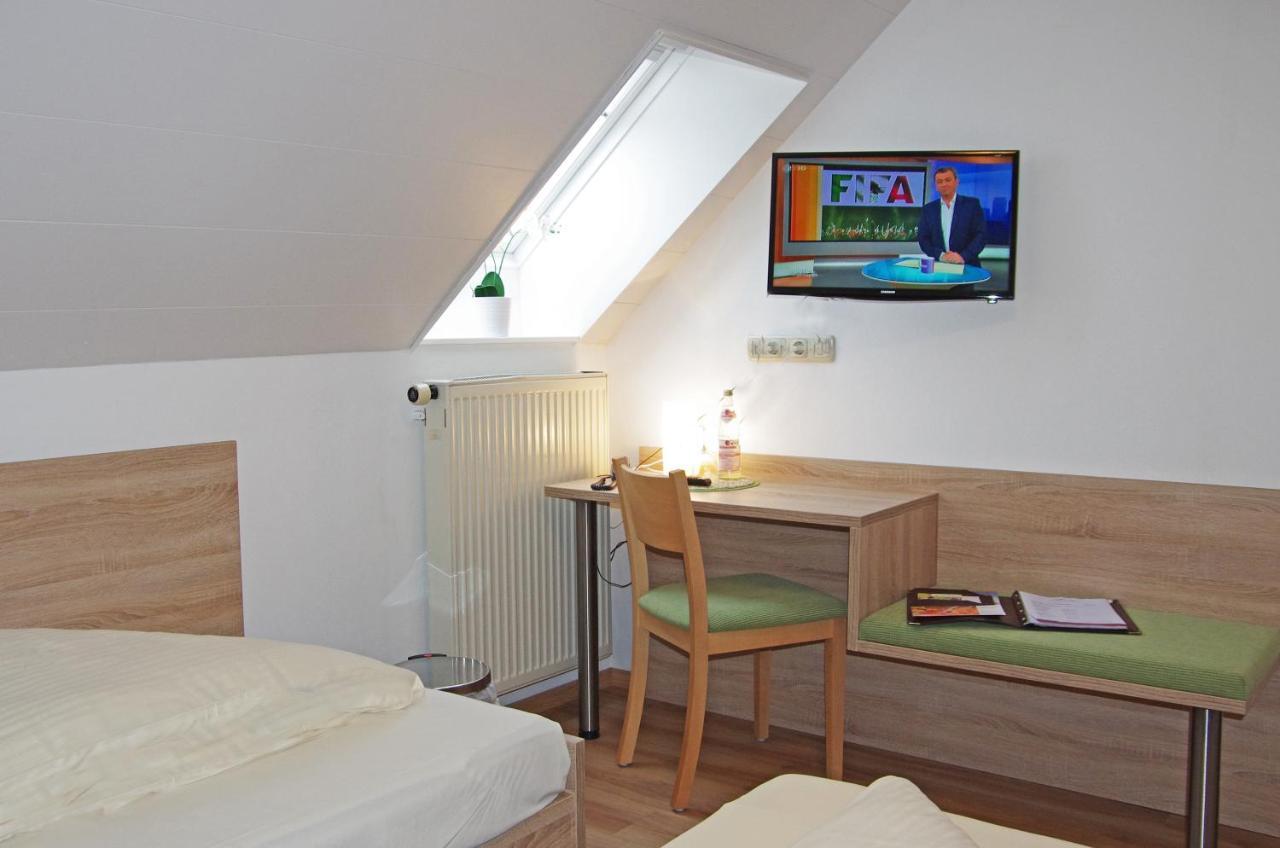Loewenhof Hotel Крумбах Екстериор снимка